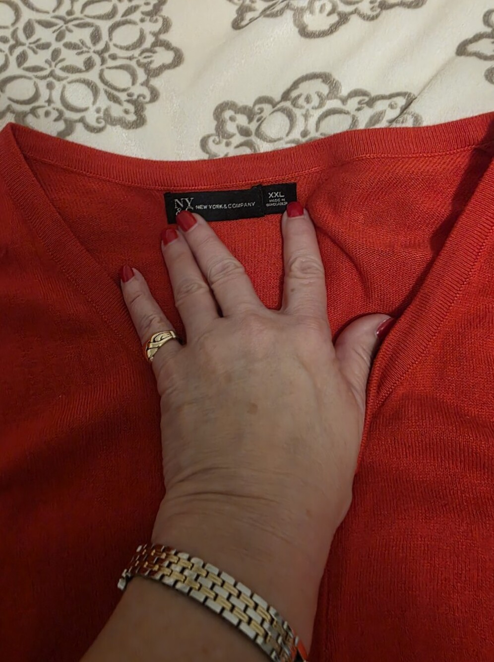 NY Collection Women's Bright Red V-Neck Lightweight Sweater